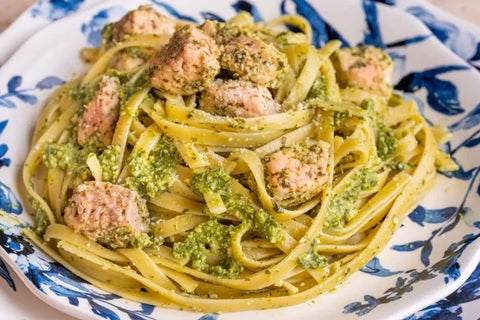 Salmon And Pesto Linguine Salmon And Pesto Linguine